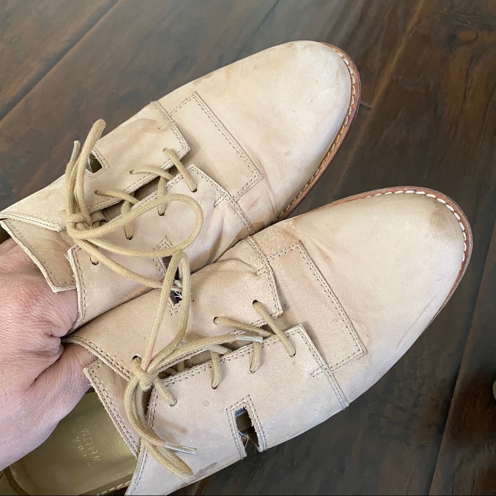 Stuart Weitzman Beige Lace-Up Oxfords
